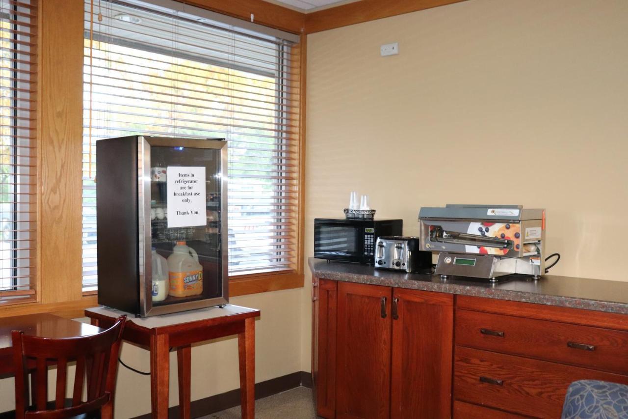 Prairie Inn Holmen La Crosse Area Luaran gambar