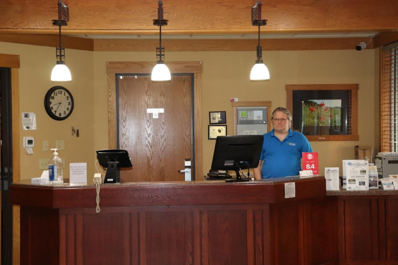 Prairie Inn Holmen La Crosse Area Luaran gambar